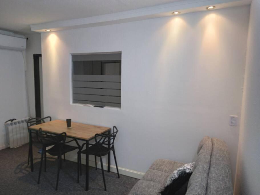 Ubicacion Ideal En Ciudad De Neuquen. Ngoại thất bức ảnh